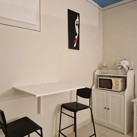Alice Apartment *